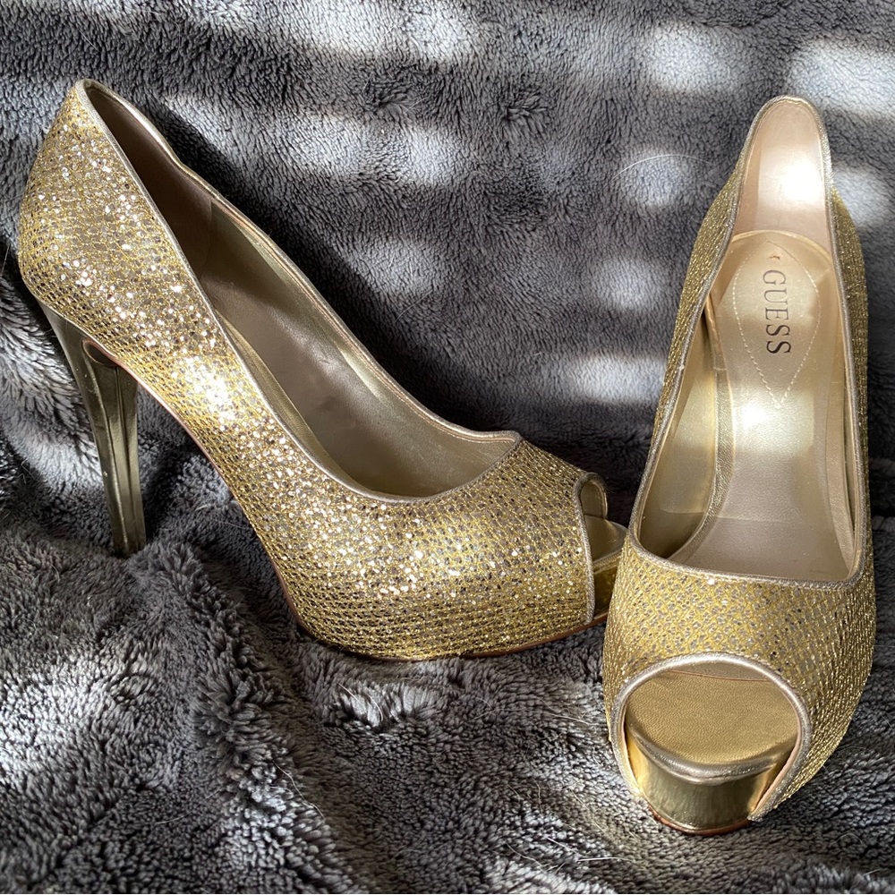 Guess platform heels, 6.5